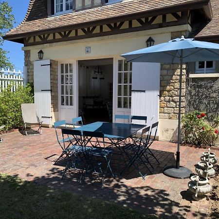 Villa Avec Jardin A Cabourg, Proche Plage Et Centre - Fr-1-487-324 Eksteriør billede