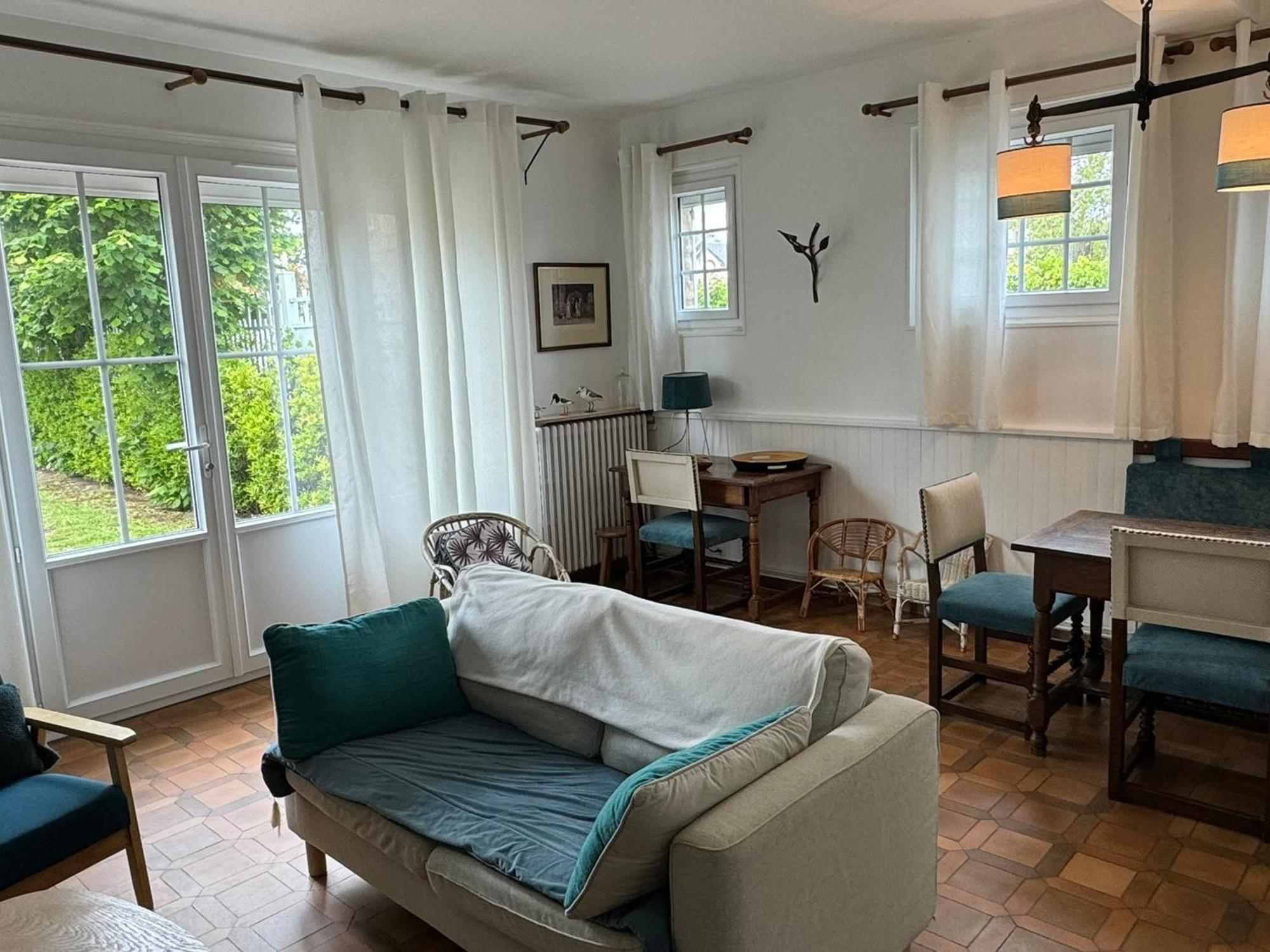 Villa Avec Jardin A Cabourg, Proche Plage Et Centre - Fr-1-487-324 Eksteriør billede